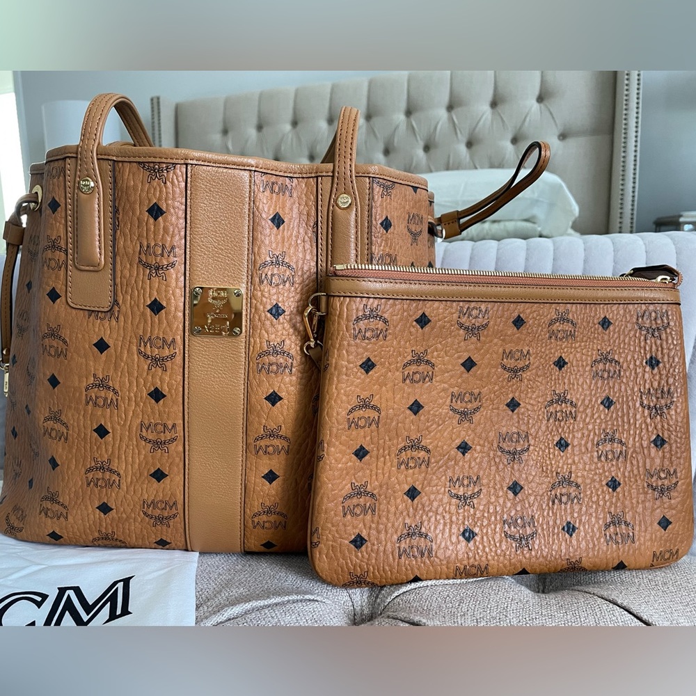 MCM Liz Reversible Medium Tote Shopper in Cognac Brown